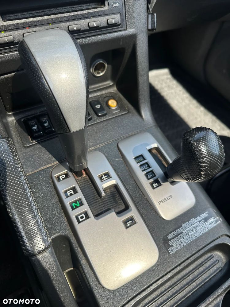 Mitsubishi Pajero 3.2 DID - 26