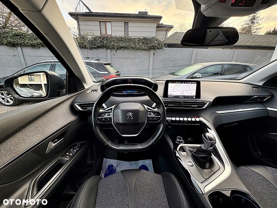 Peugeot 5008 BlueHDi 130 Allure Pack - 21