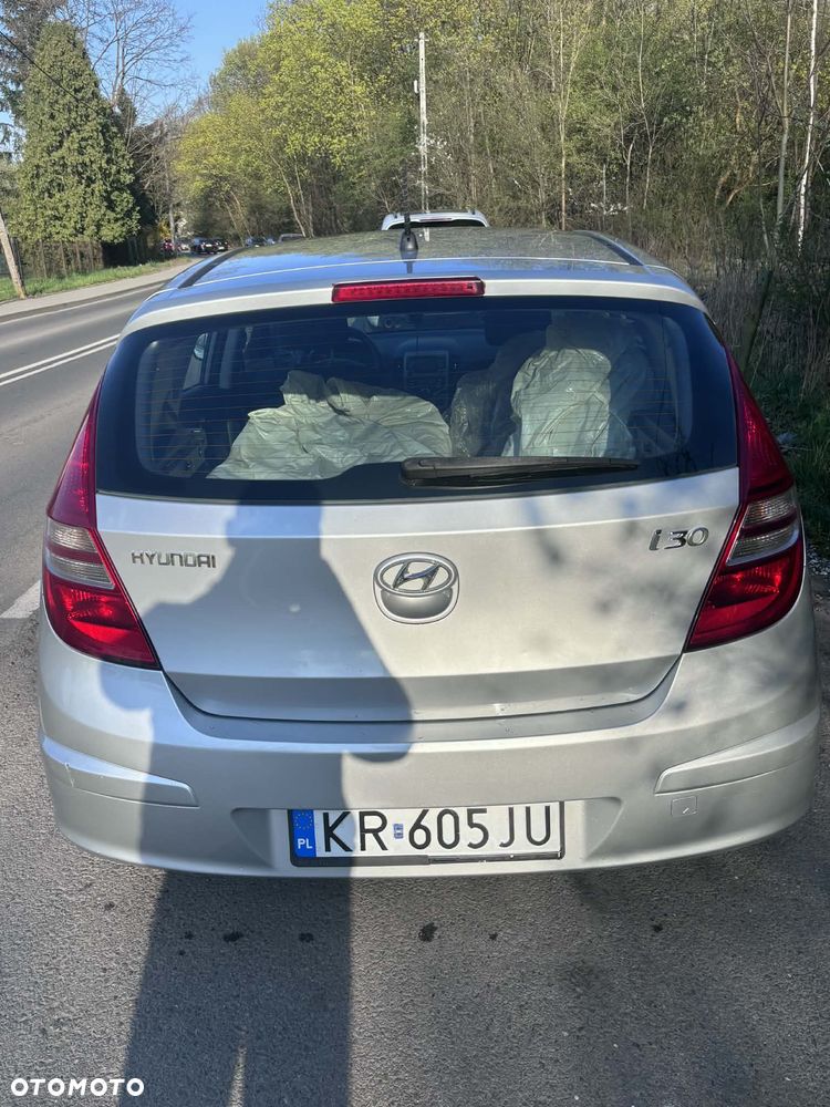 Hyundai i30 1.4 Classic + - 9