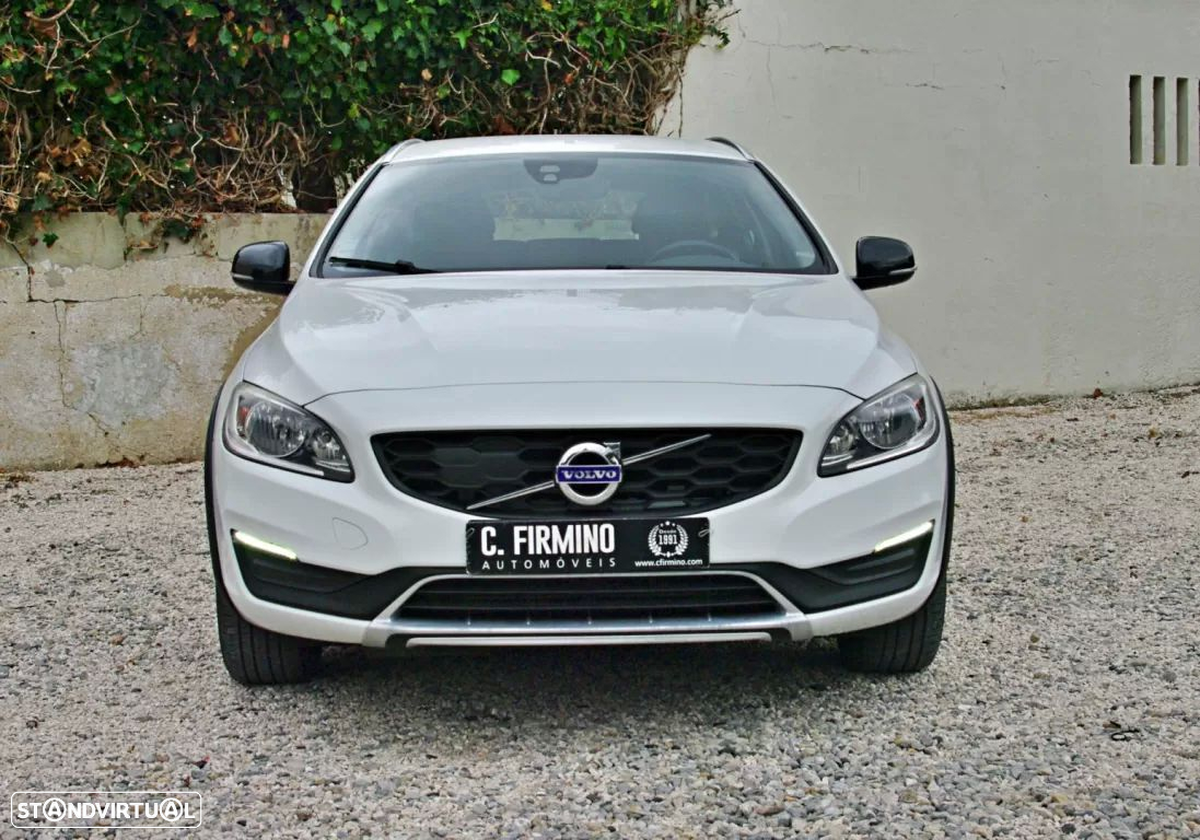 Volvo V60 2.0 D3 Kinetic - 4