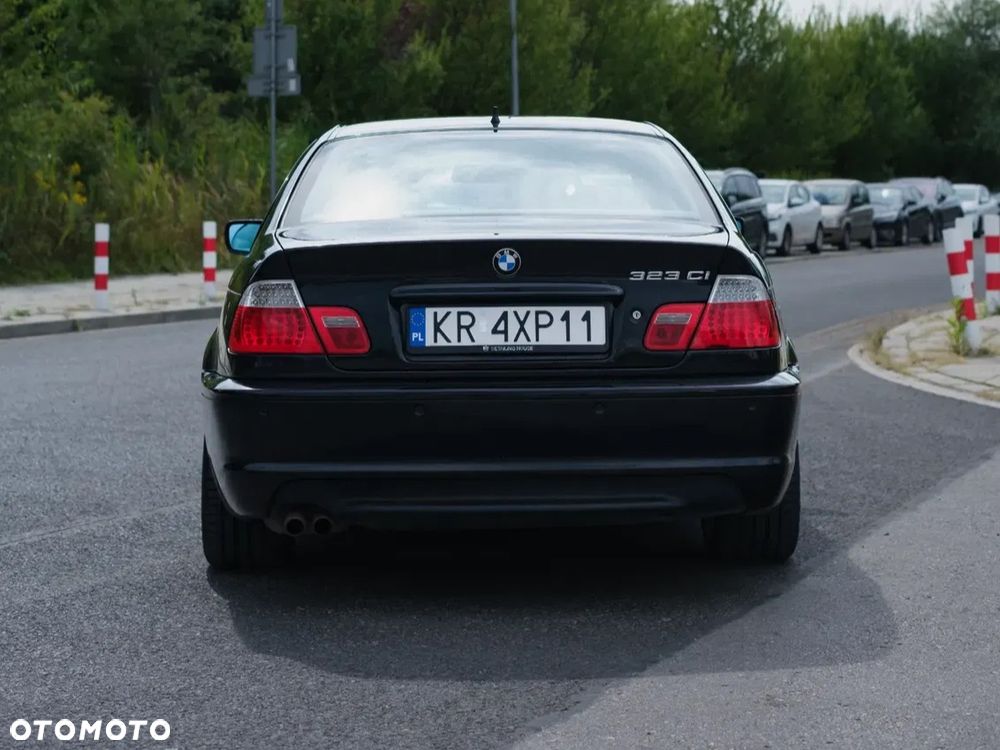 BMW Seria 3 323Ci - 5
