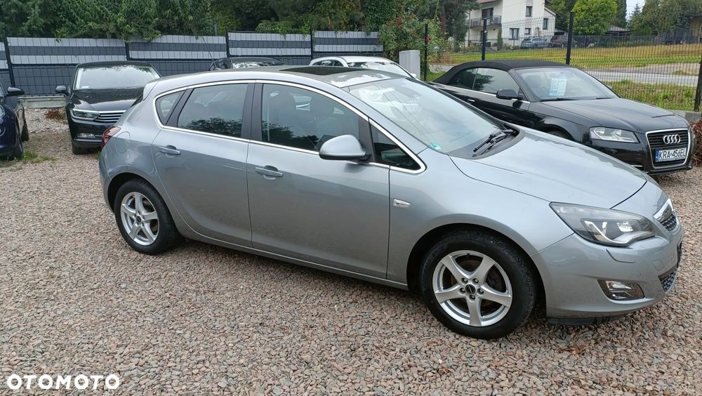 Opel Astra - 2