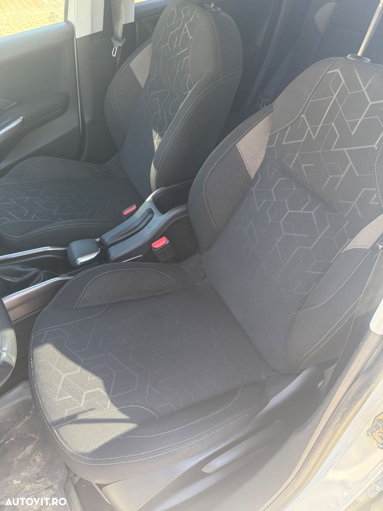 Peugeot 2008 1.4 HDi FAP Active - 6