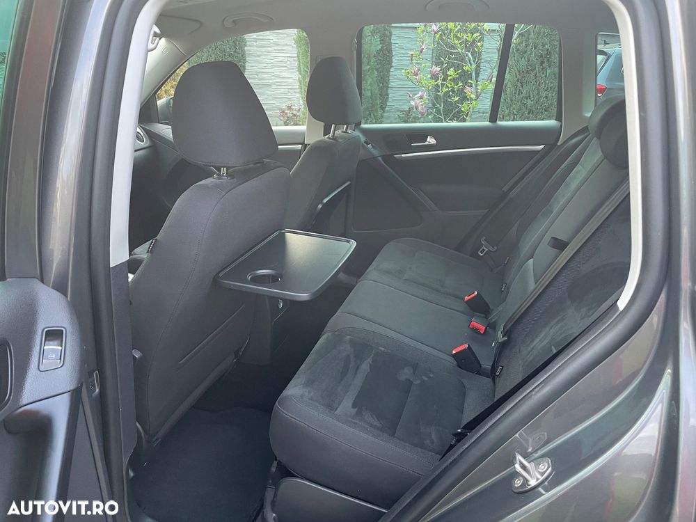 Volkswagen Tiguan - 16