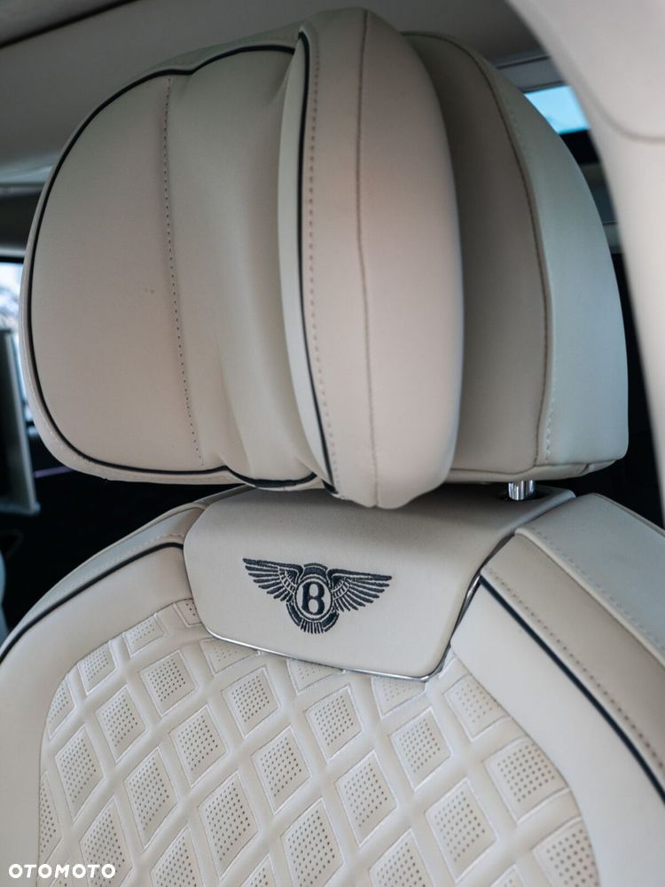 Bentley Flying Spur - 17