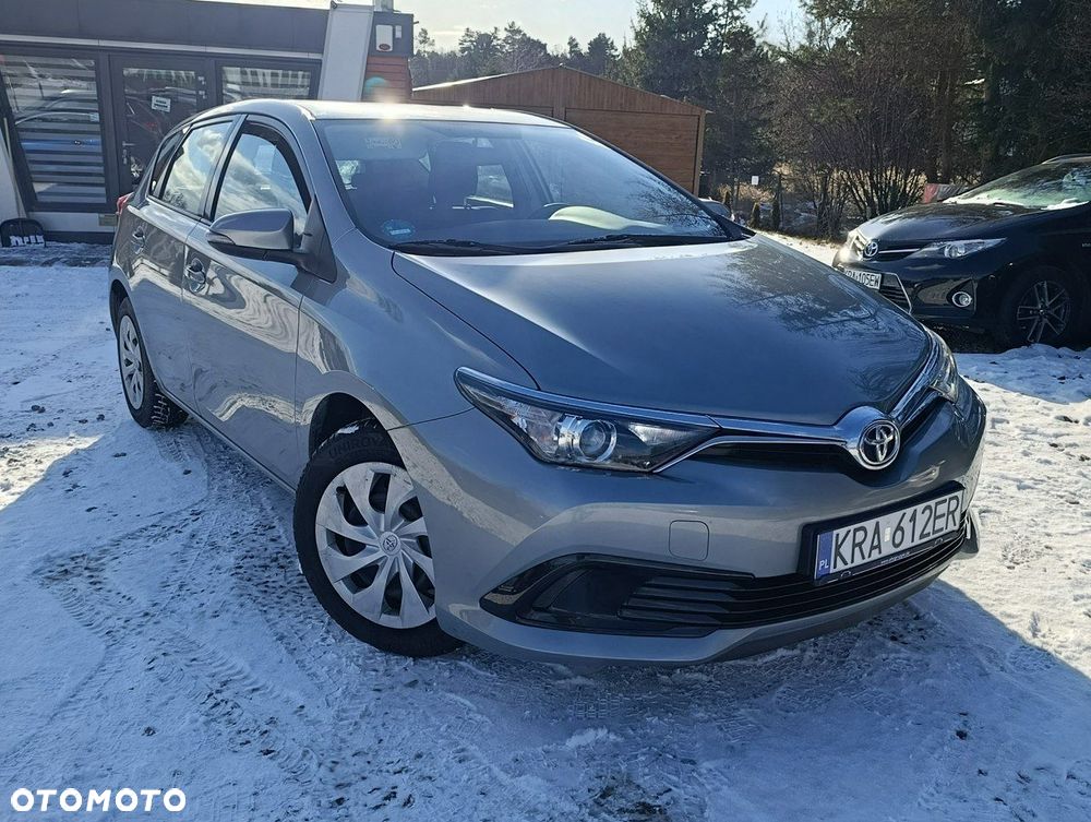 Toyota Auris 1.33 Dual-VVT-i Comfort - 14
