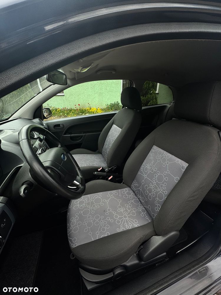 Ford Fiesta 1.4 - 5