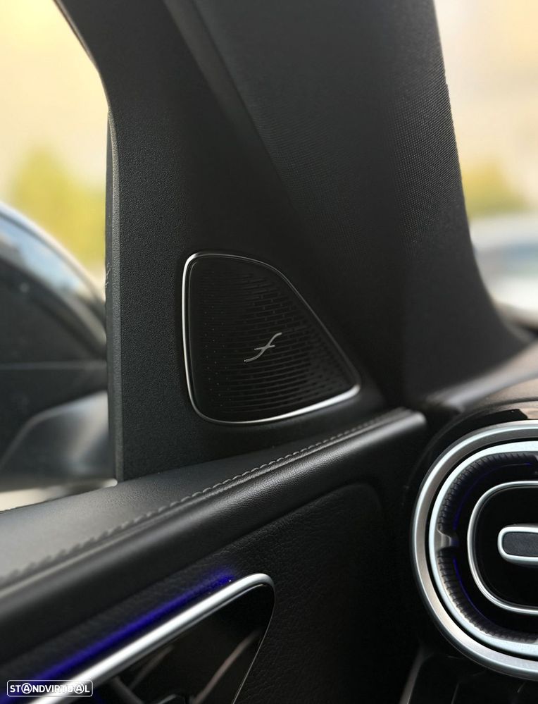 Mercedes-Benz C 300 e AMG Line - 29