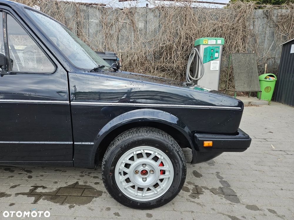 Volkswagen Golf - 16