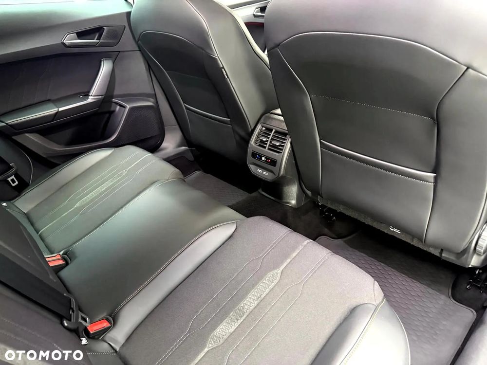 Cupra Formentor 1.5 TSI DSG - 32