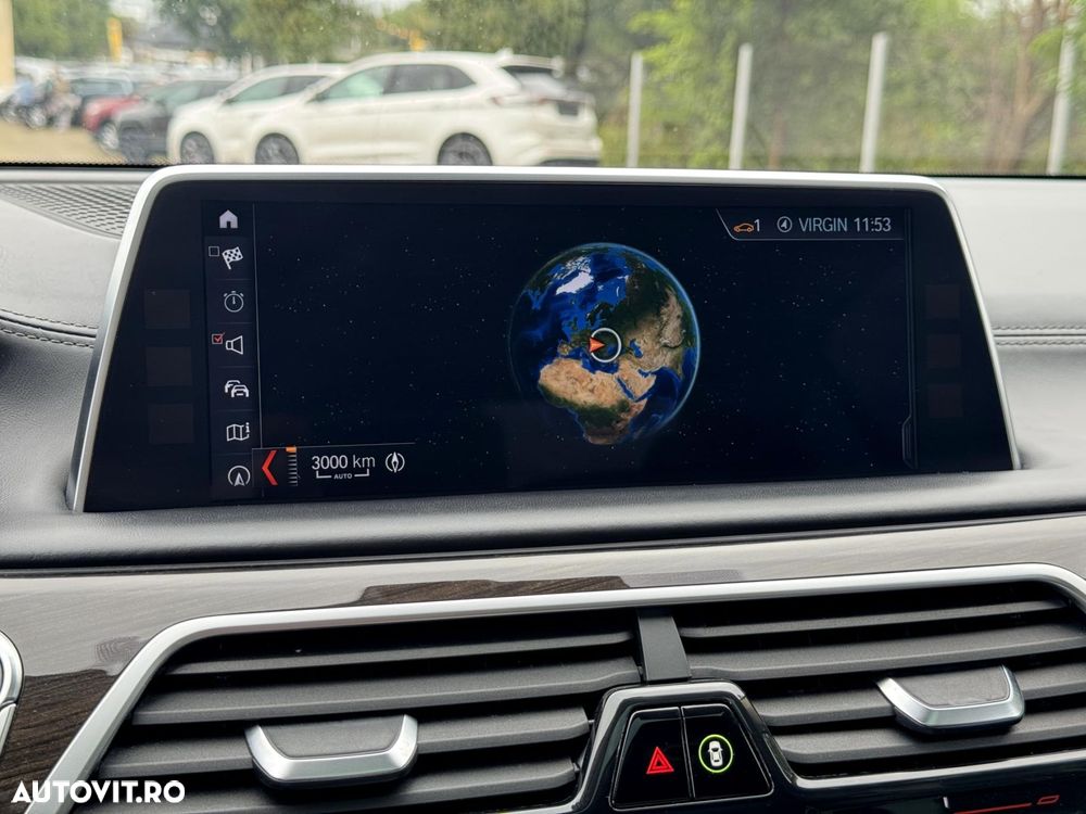 BMW Seria 7 730d xDrive - 14