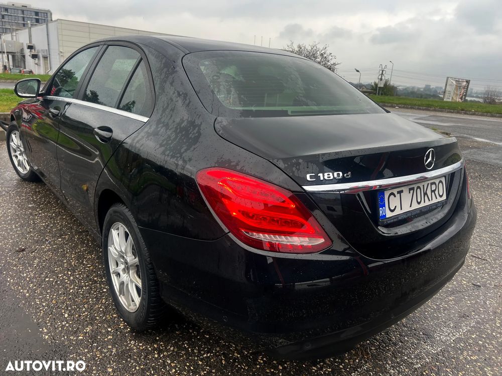 Mercedes-Benz C - 15