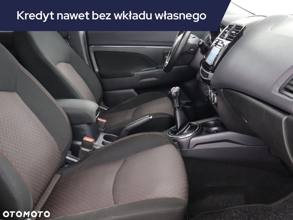 Mitsubishi ASX - 11
