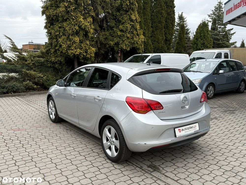 Opel Astra - 7