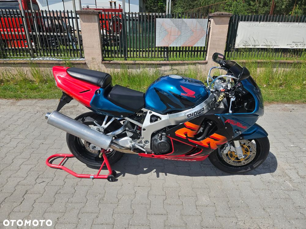 Honda CBR - 5