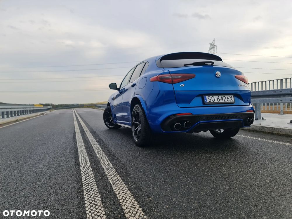 Alfa Romeo Stelvio V6 2.9 Bi-Turbo AT8-Q4 Quadrifoglio - 5