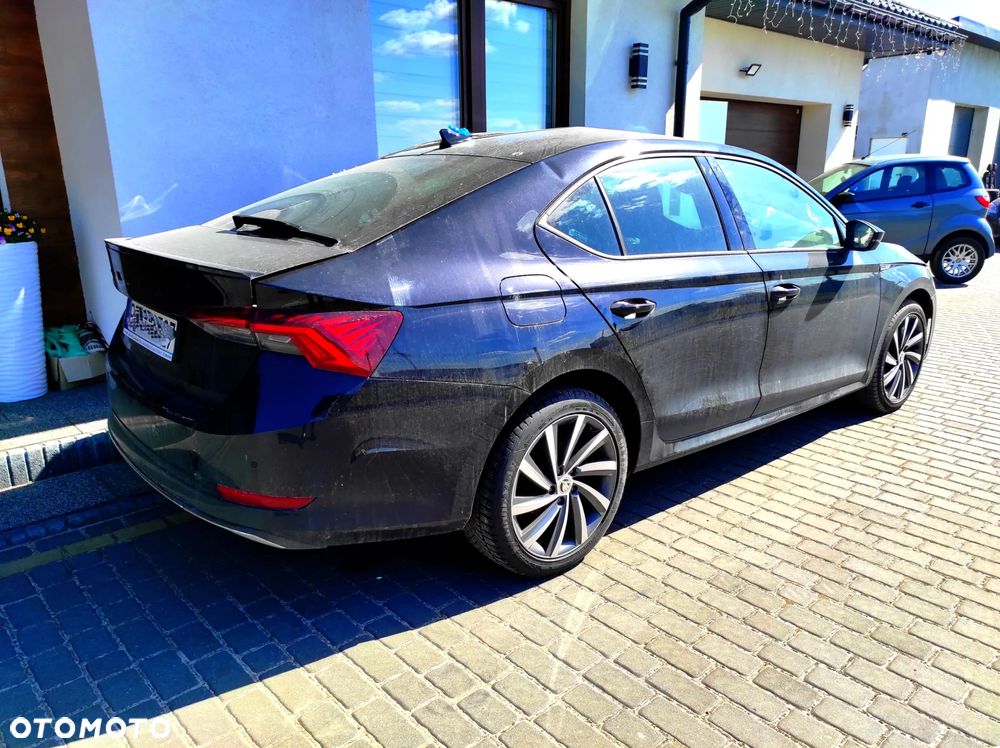 Skoda Octavia 2.0 TDI 4x4 Sportline DSG - 2