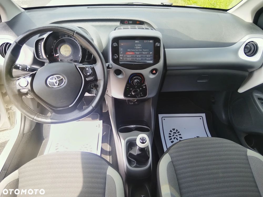 Toyota Aygo 1.0 VVT-i Color Edition - 11