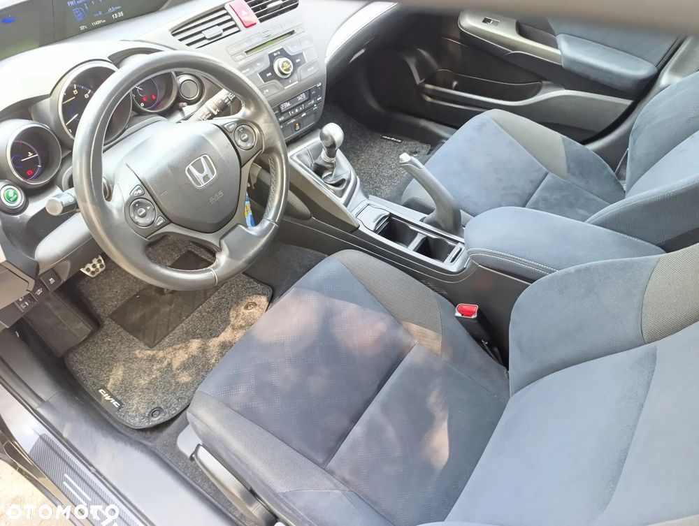 Honda Civic 1.8 Sport - 18