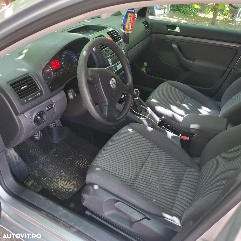 Volkswagen Golf 1.9 TDI Sportline - 2