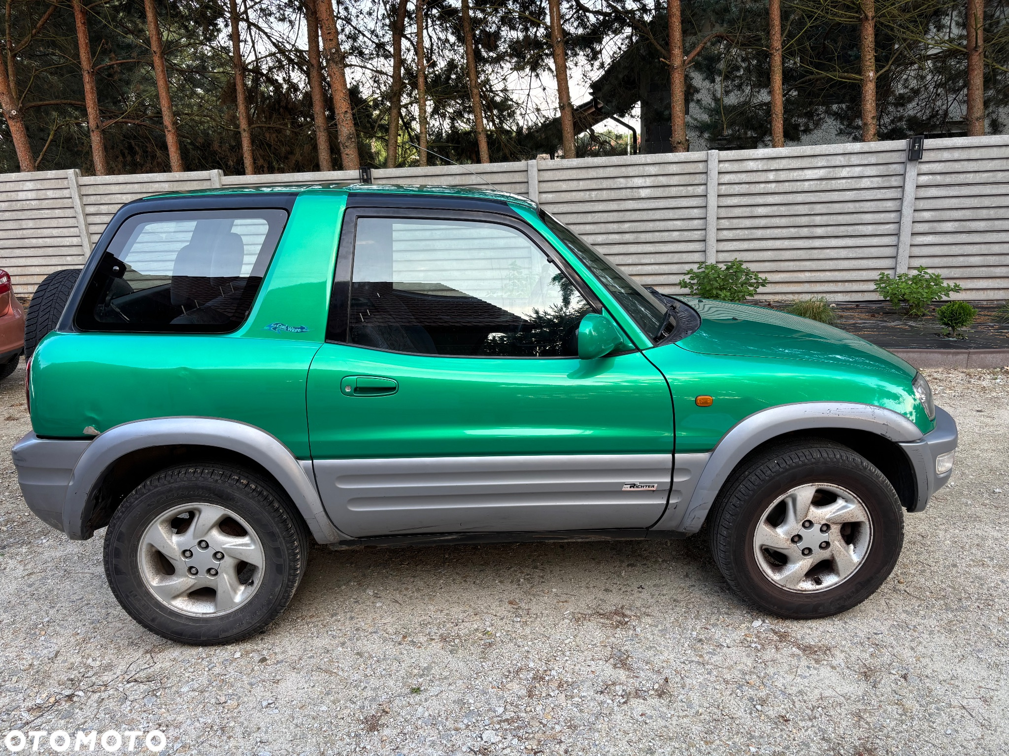 Toyota RAV4 - 7