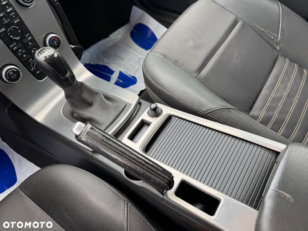 Volvo V50 2.0D Momentum - 17