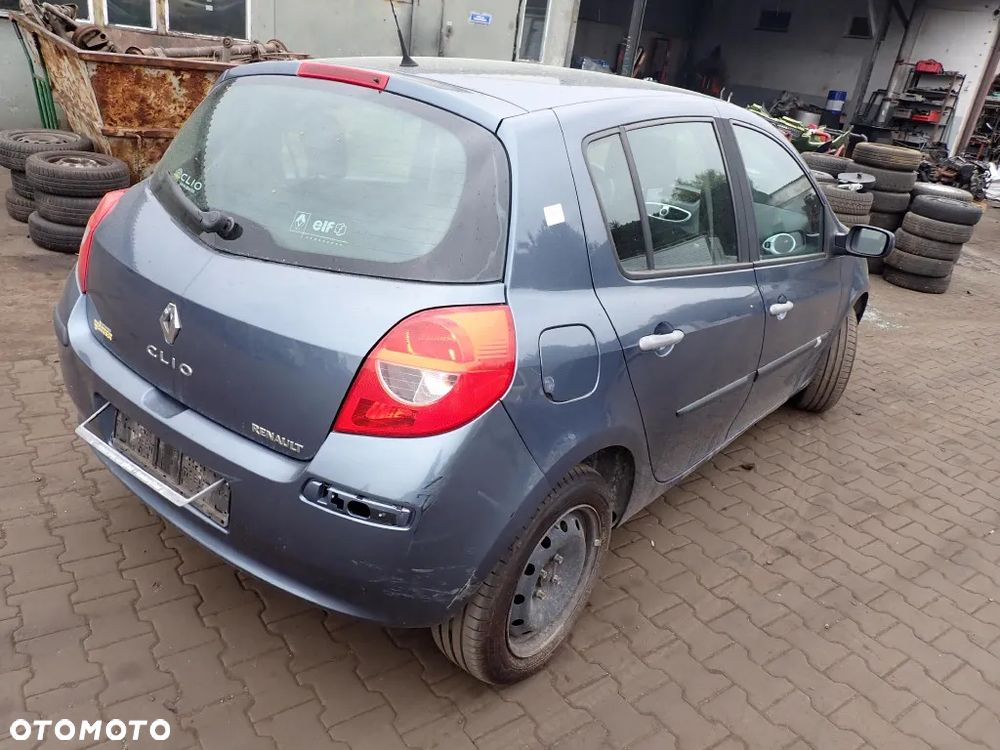 CZĘŚCI - Renault Clio III 1,6 16V 88KM K4M804 HB 5D 5B JH3131 LAKIER TEJ47 2006r. INDEX - 9420 - 4