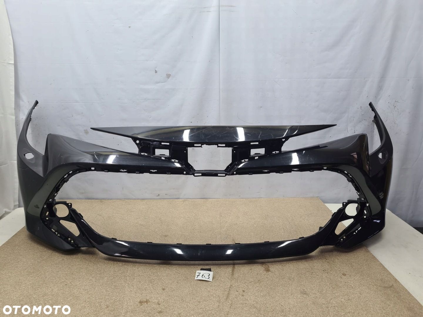 ZDERZAK PRZÓD TOYOTA COROLLA E21 LIFT HB KOMBI 23- - 1