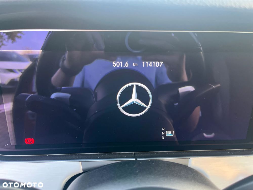 Mercedes-Benz Klasa E 220 d 4-Matic Avantgarde - 21