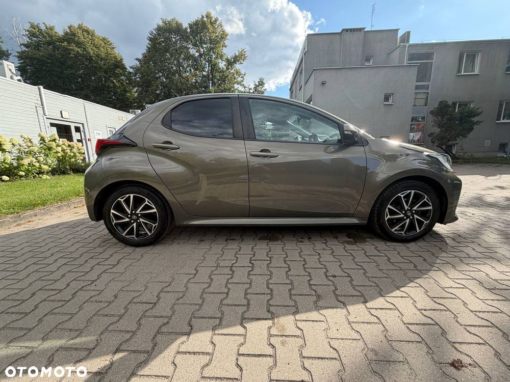 Toyota Yaris 1.5 Selection Style CVT - 2