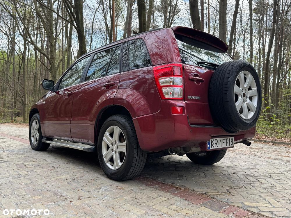 Suzuki Grand Vitara - 12
