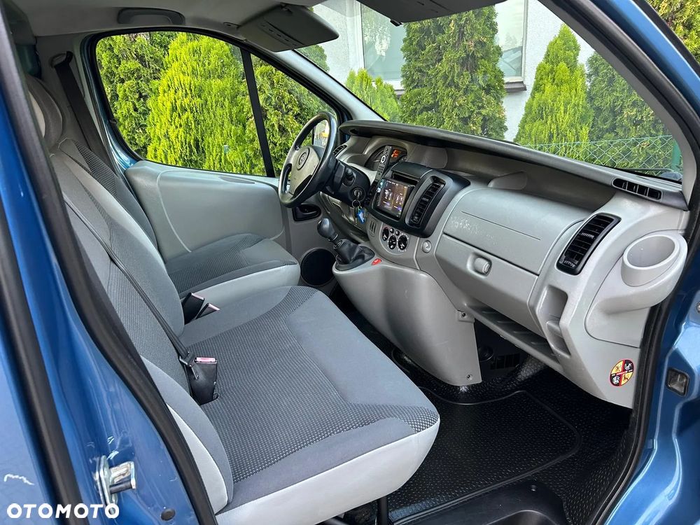 Opel Vivaro - 20