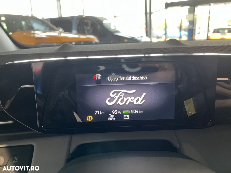 Ford Explorer - 27