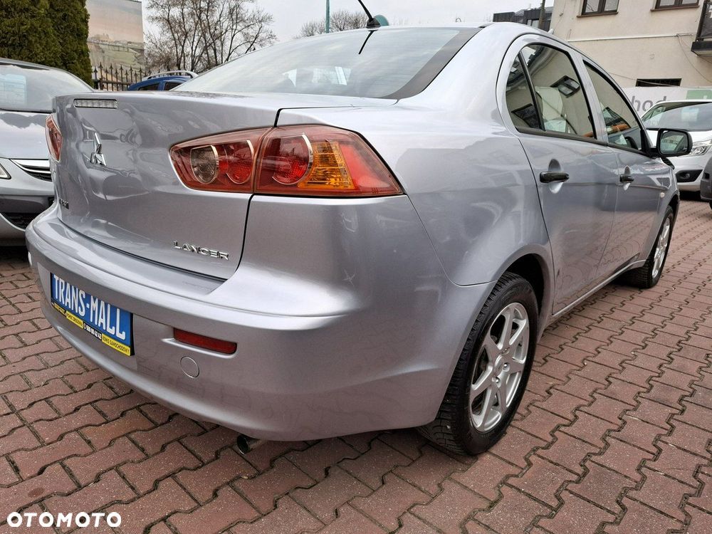 Mitsubishi Lancer - 3