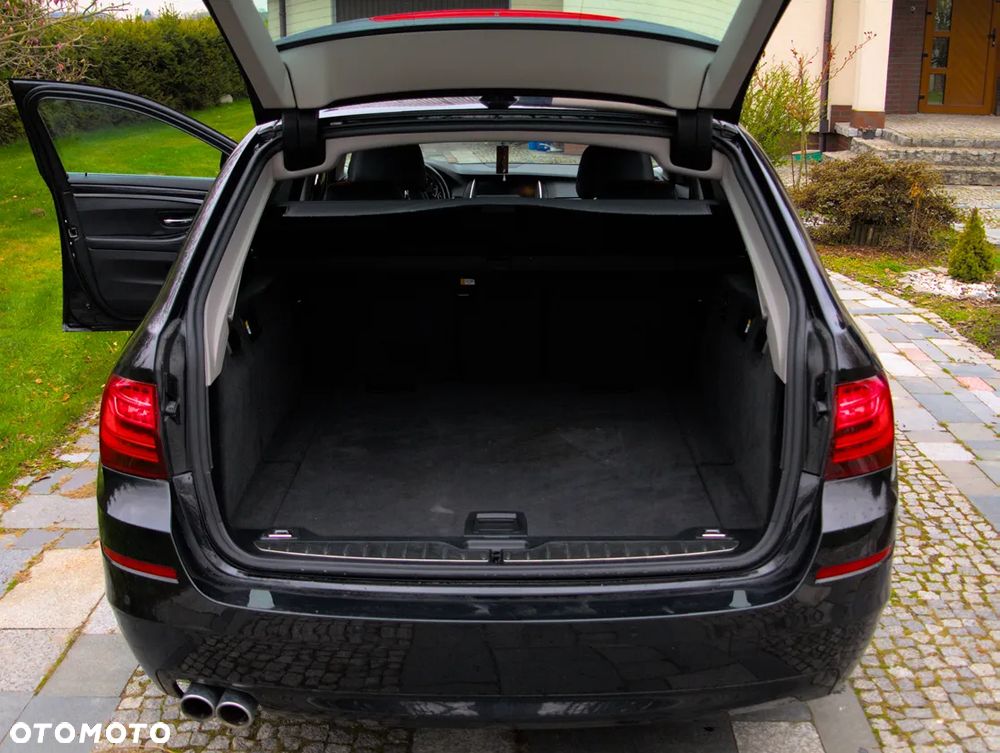 BMW Seria 5 520d Luxury Line - 8