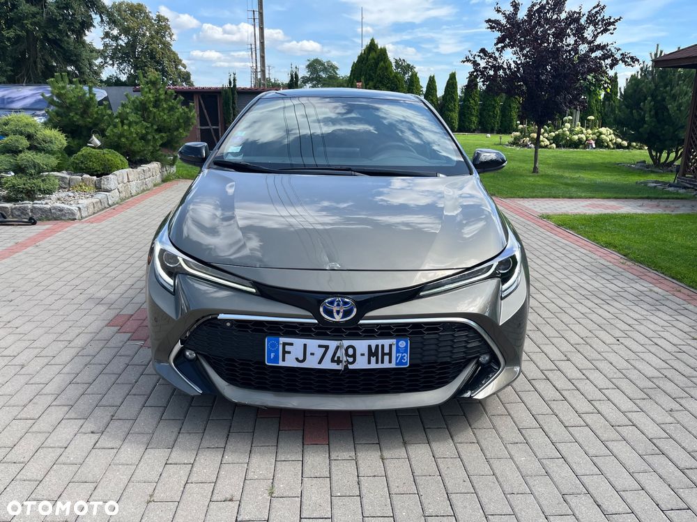 Toyota Corolla 2.0 Hybrid Executive - 39