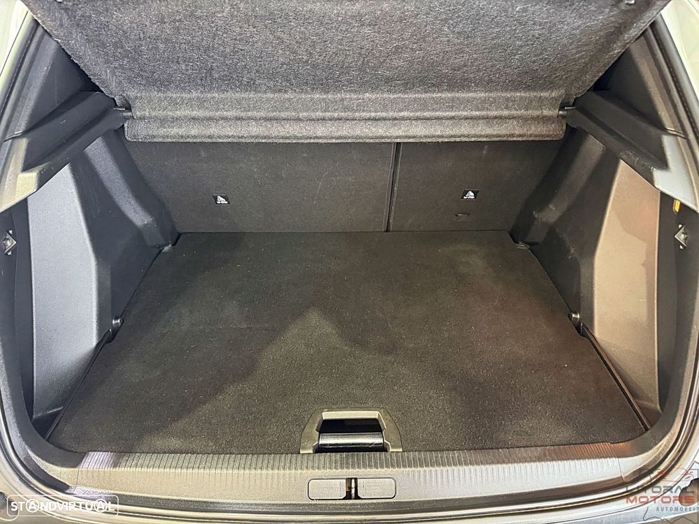 Peugeot 2008 1.2 PureTech Allure Pack - 11