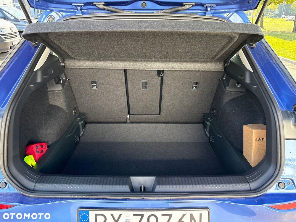 Volkswagen T-Roc - 21