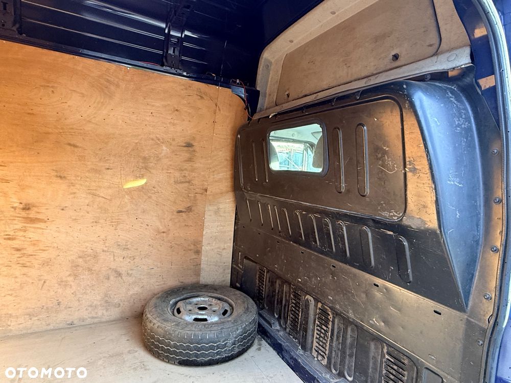 Ford Transit - 22