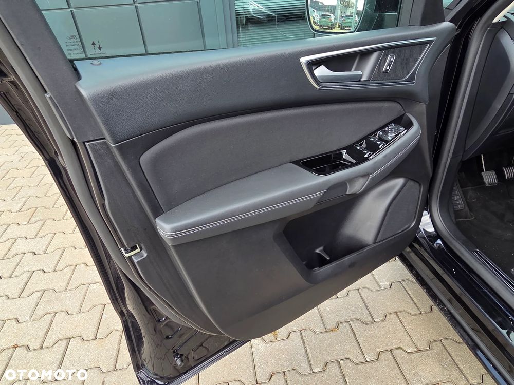 Ford S-Max 2.0 EcoBlue Titanium - 26