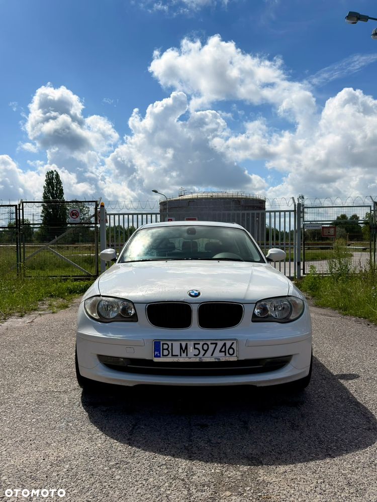 BMW Seria 1 118i - 3