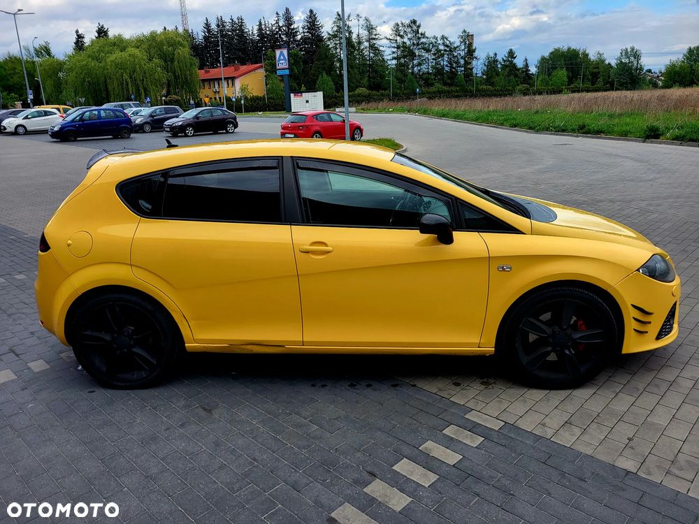 Seat Leon 2.0 TDI DPF FR Limited - 4