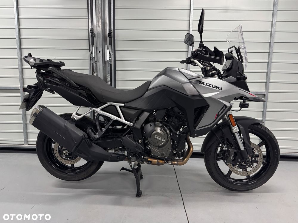 Suzuki V-STROM - 1