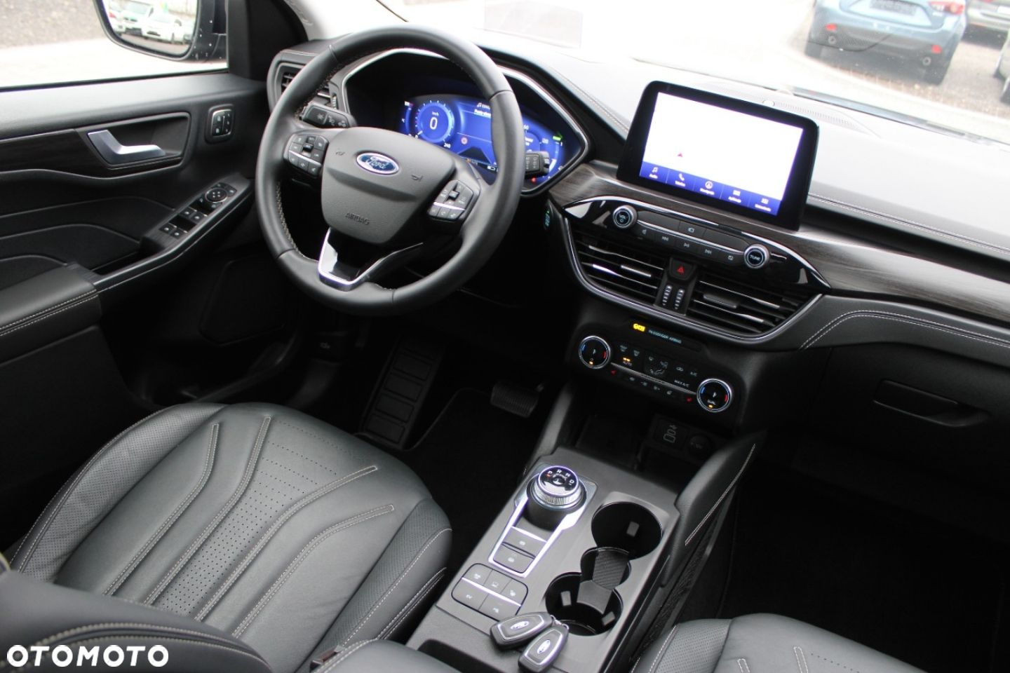 Ford Kuga - 18
