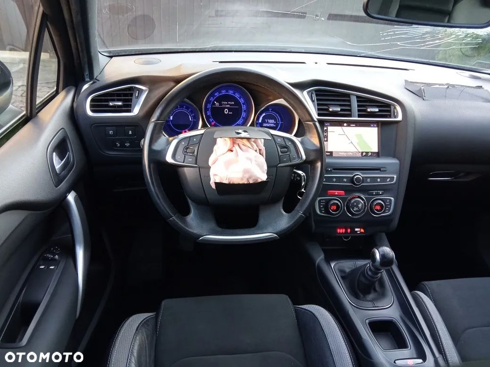 DS Automobiles DS 4 Crossback - 16