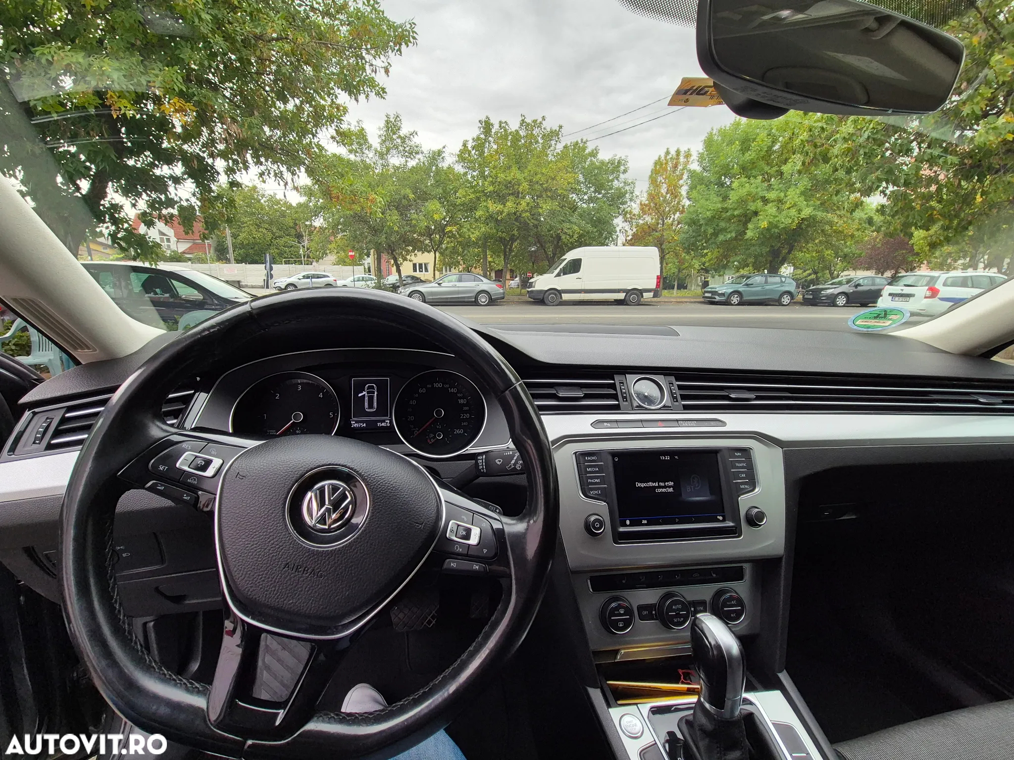 Volkswagen Passat 2.0 TDI DSG Comfortline - 4