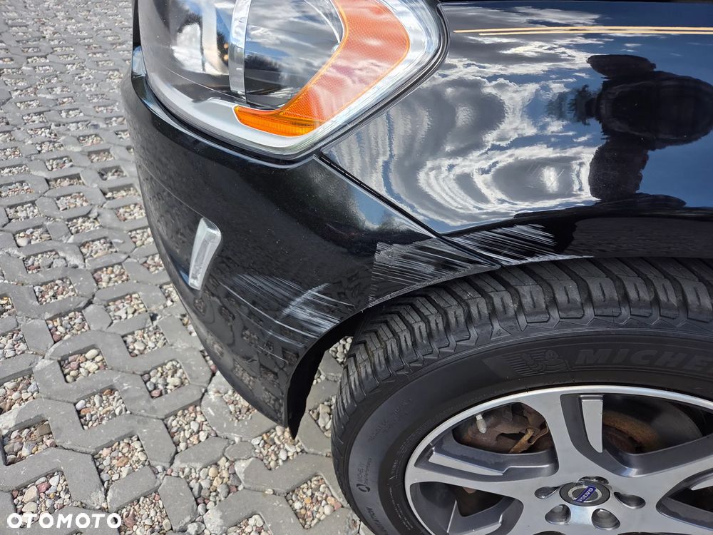 Volvo XC 60 T6 AWD Momentum - 24