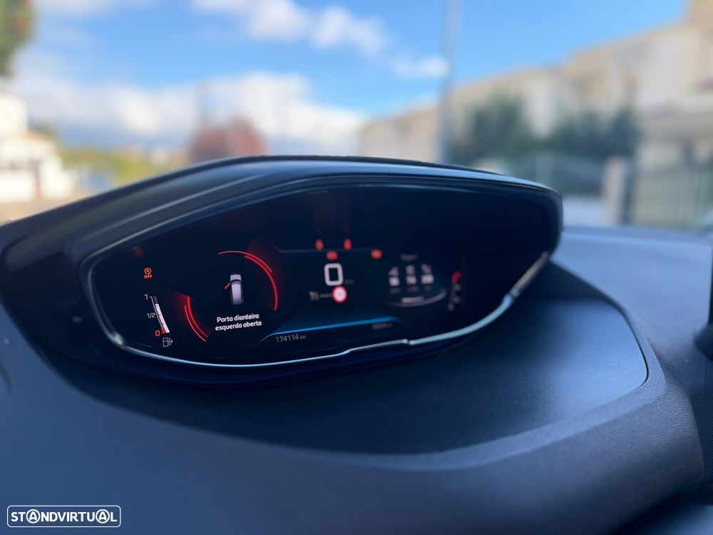 Peugeot 5008 1.5 BlueHDi Allure Pack - 10