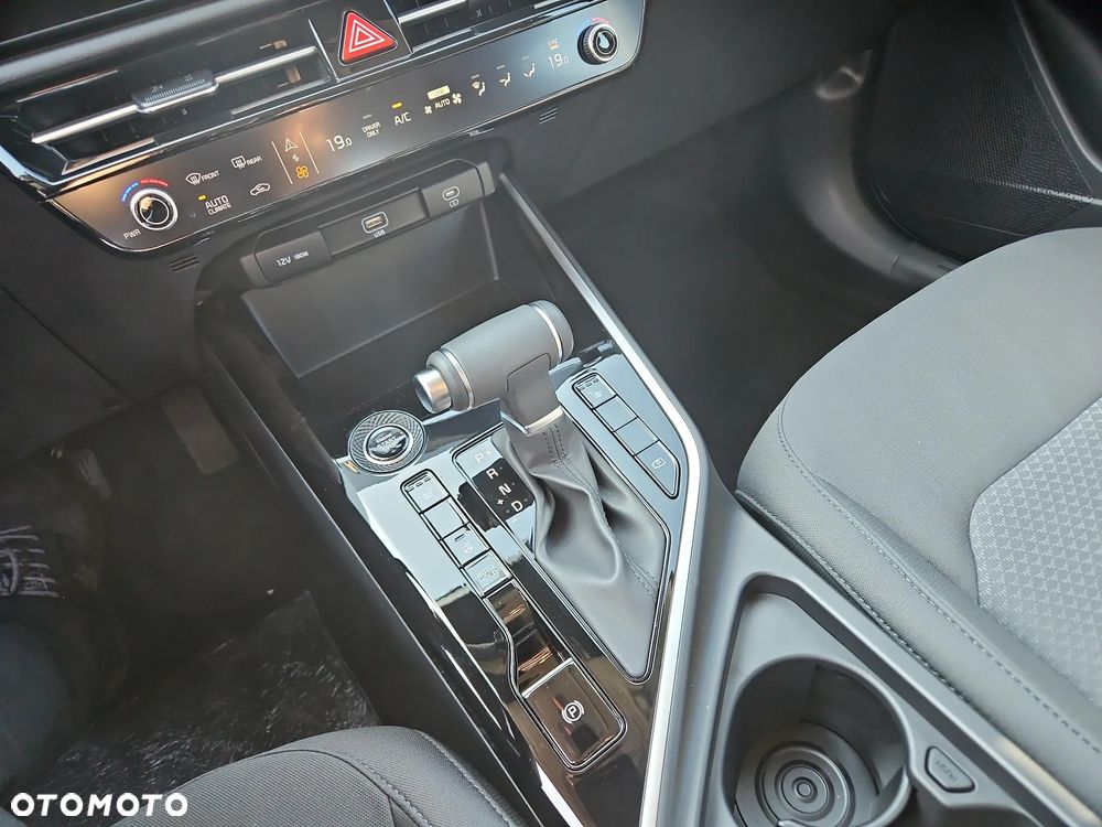 Kia Niro 1.6 GDI Hybrid M - 15