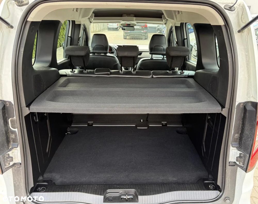 Renault Kangoo BLUE dCi 95 INTENS - 24